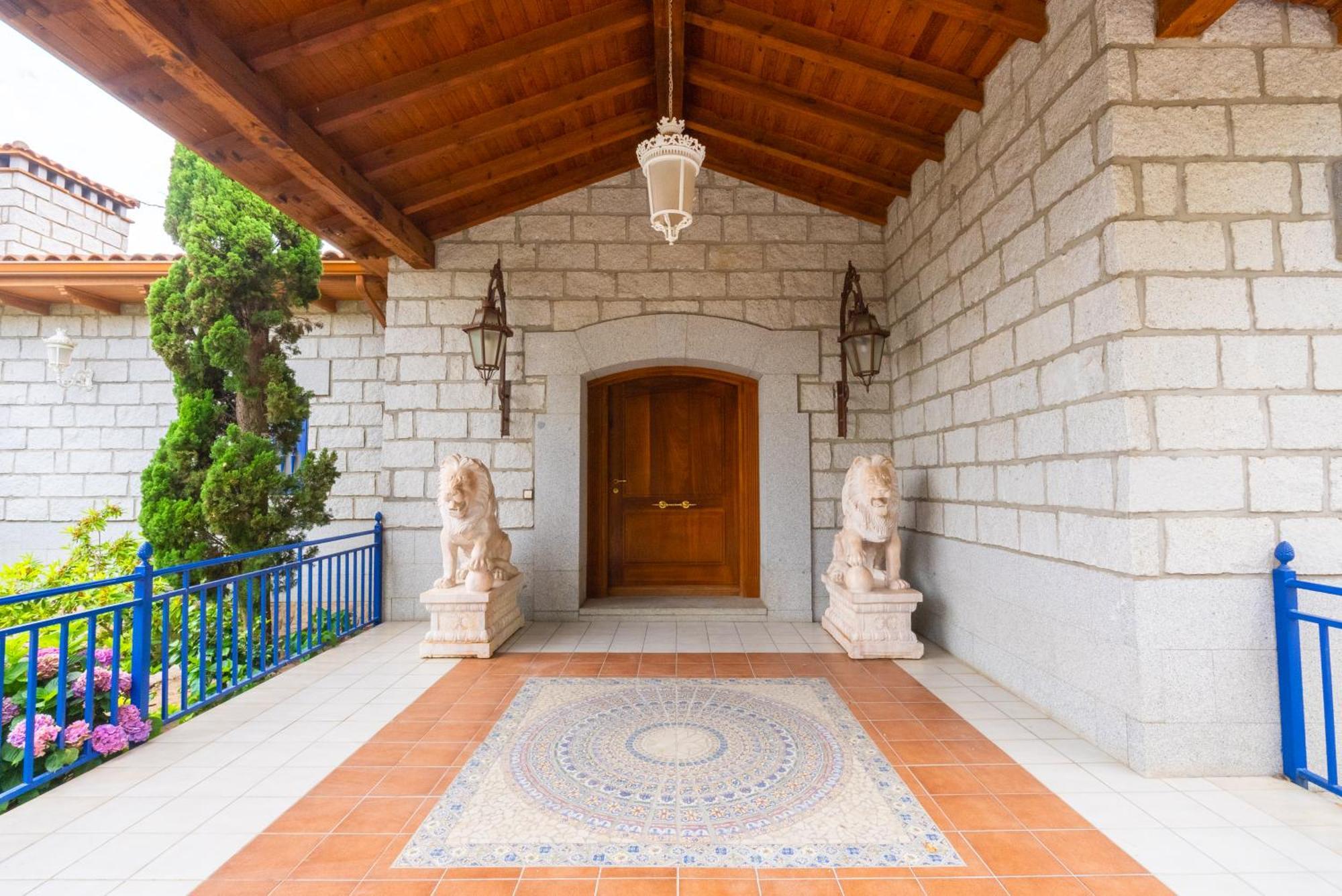 Mansion Con Jacuzzi A 40 Grados, Gran Piscina Y Padel Villa El Tiemblo Exterior foto