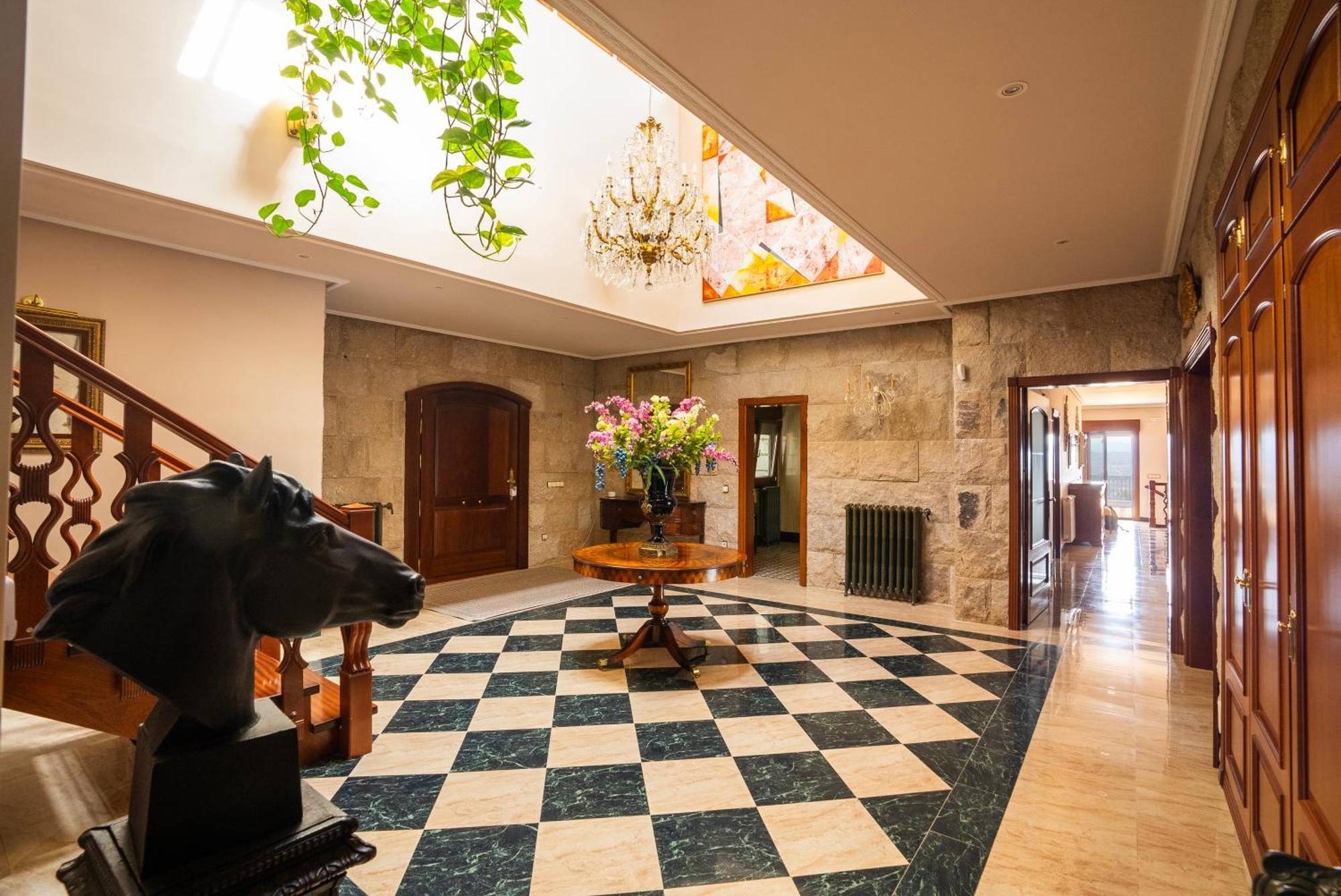 Mansion Con Jacuzzi A 40 Grados, Gran Piscina Y Padel Villa El Tiemblo Exterior foto