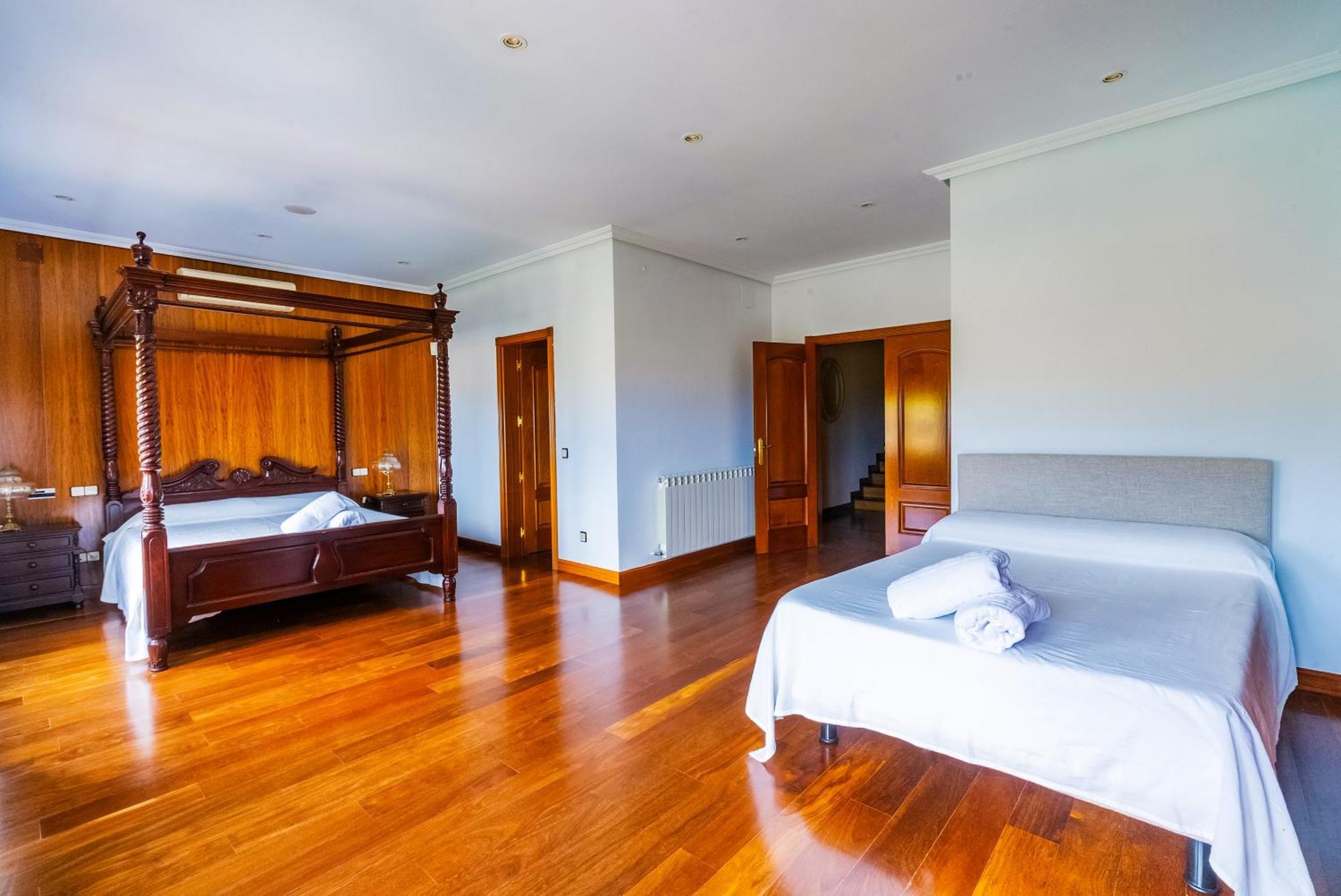 Mansion Con Jacuzzi A 40 Grados, Gran Piscina Y Padel Villa El Tiemblo Exterior foto