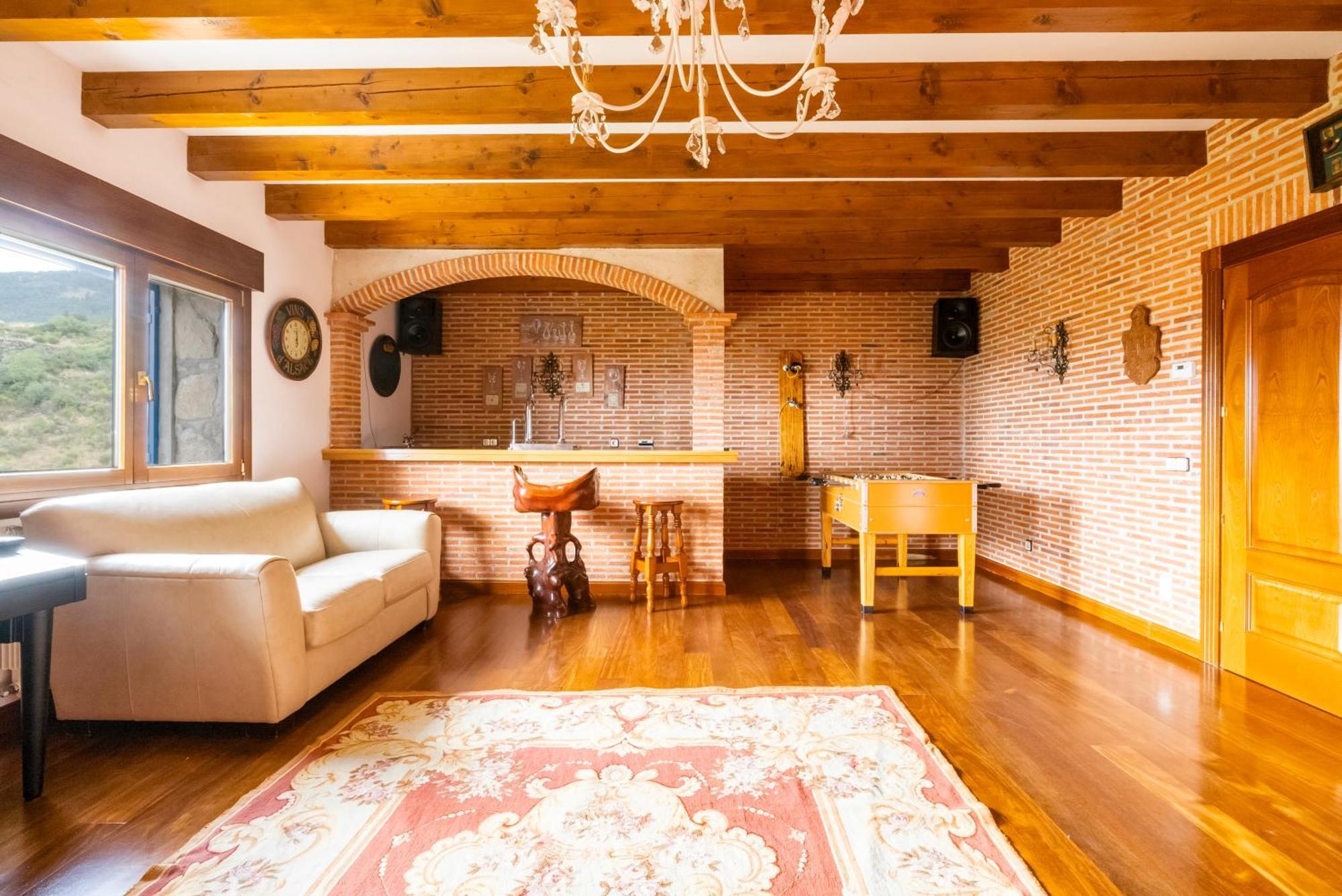 Mansion Con Jacuzzi A 40 Grados, Gran Piscina Y Padel Villa El Tiemblo Exterior foto