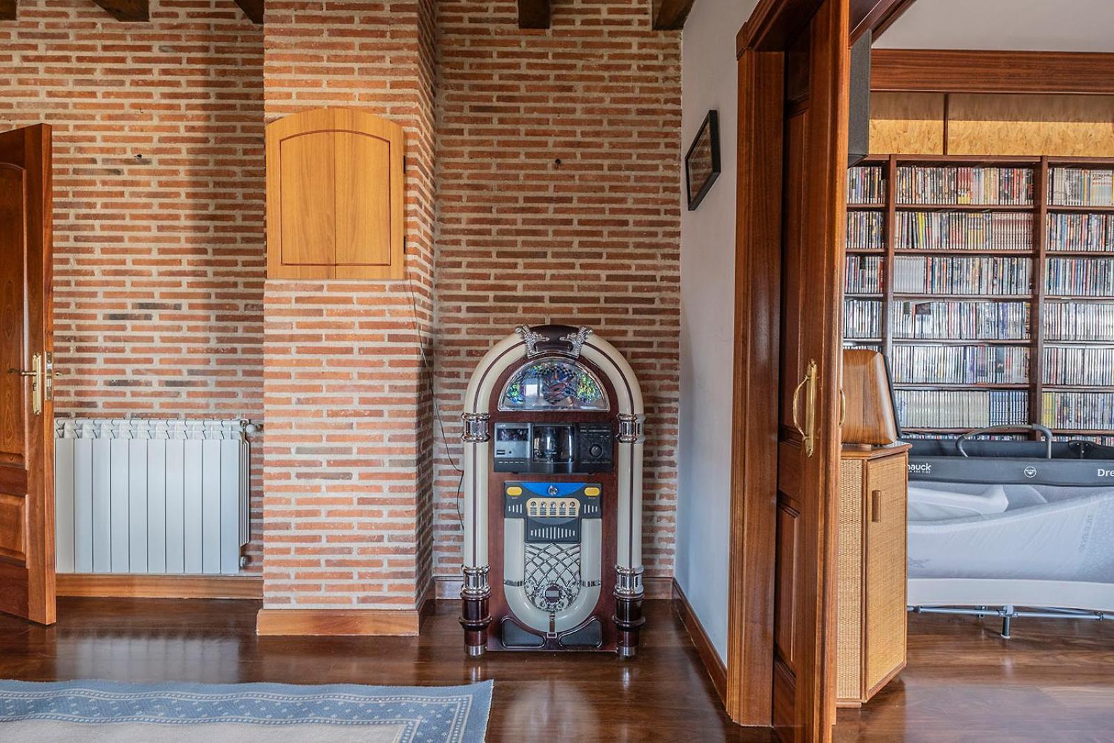 Mansion Con Jacuzzi A 40 Grados, Gran Piscina Y Padel Villa El Tiemblo Exterior foto