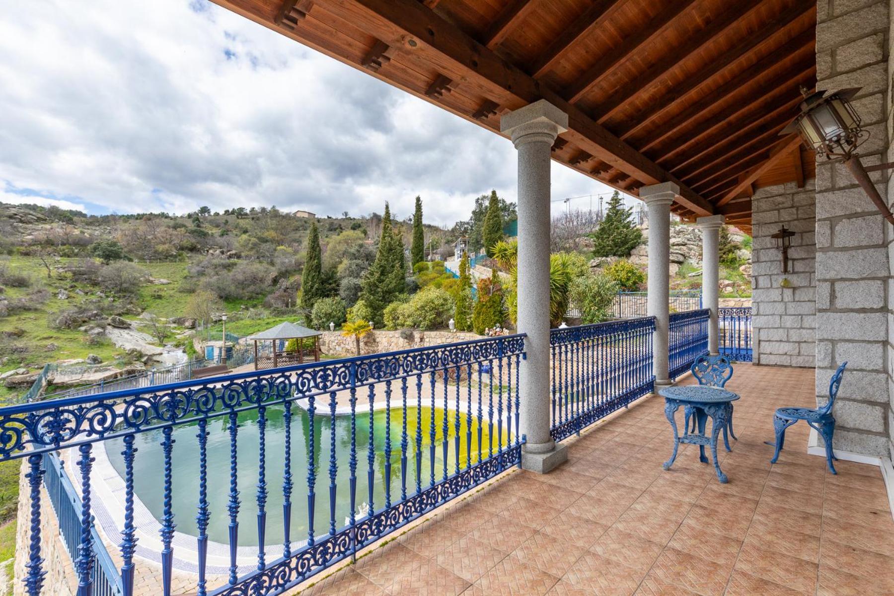 Mansion Con Jacuzzi A 40 Grados, Gran Piscina Y Padel Villa El Tiemblo Exterior foto